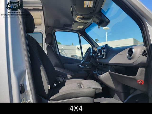 Used 2023 Mercedes-Benz Sprinter 3500 w/ Parking Package image 17