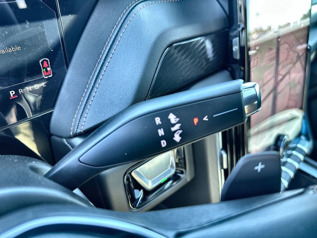 New 2026 GMC Yukon XL AT4 w/ AT4 Premium Plus Package AWD/4WD image 26