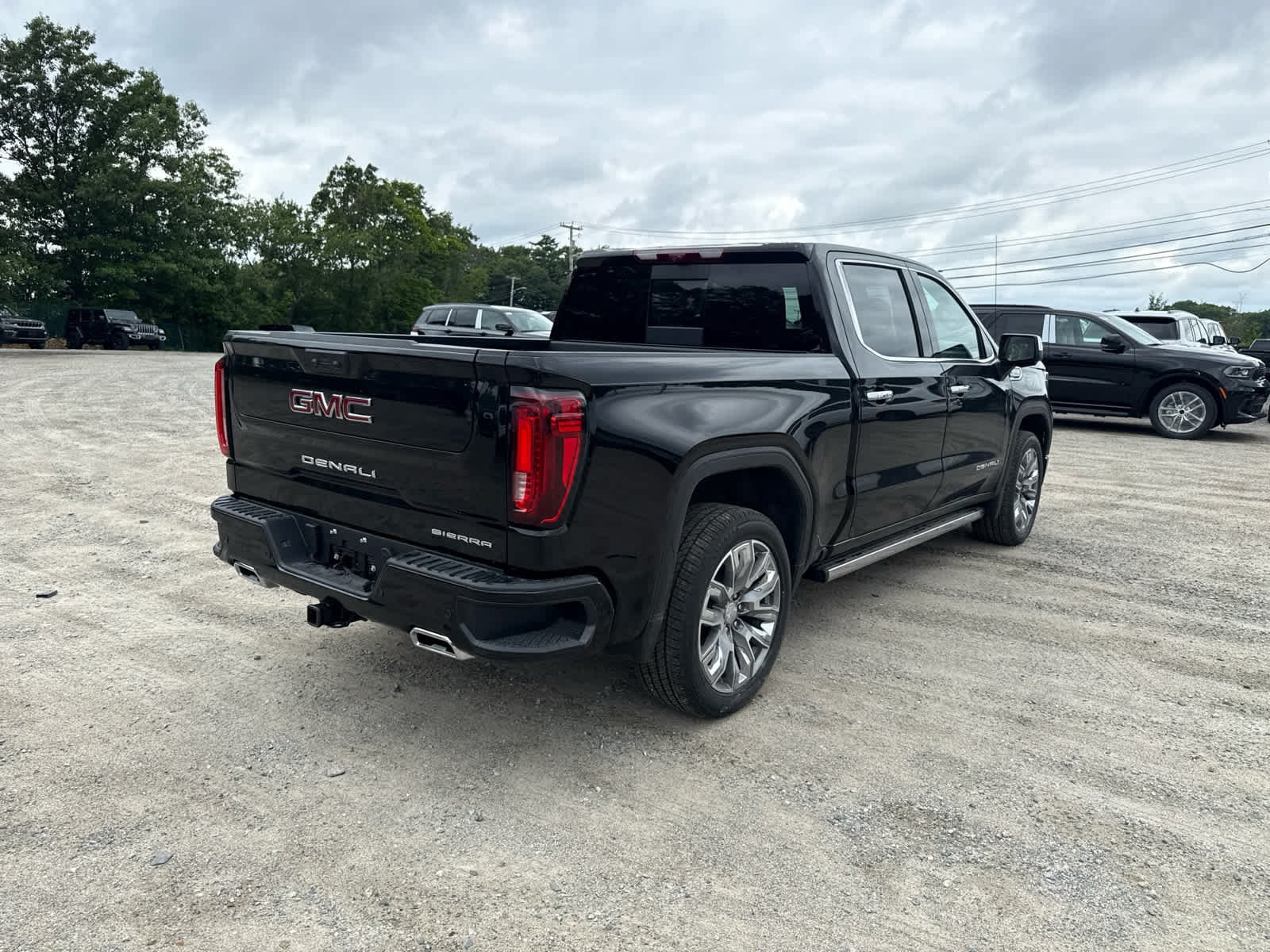 New 2026 GMC Sierra 1500 Denali w/ Denali Reserve Package AWD/4WD image 5