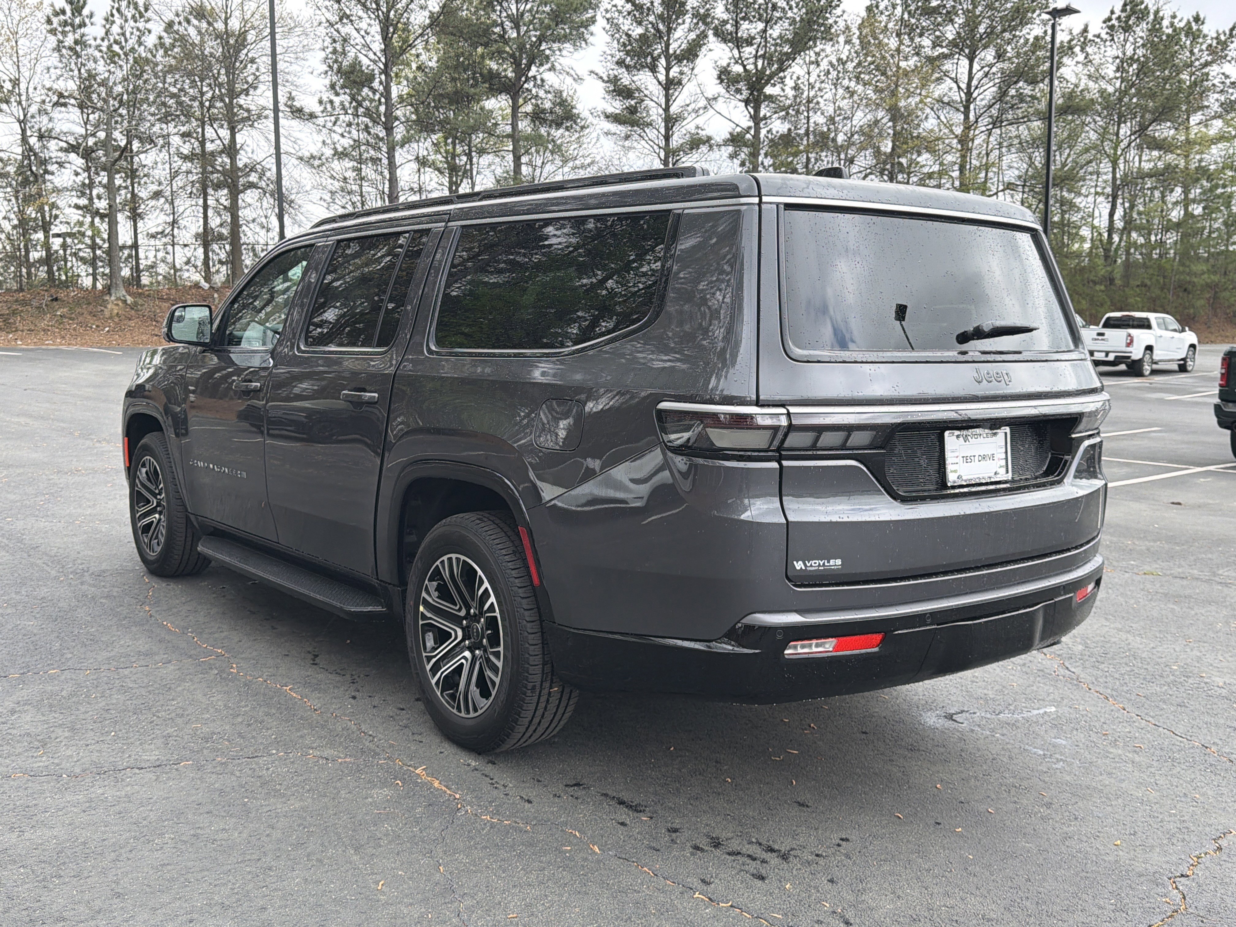 New 2026 Jeep Grand Wagoneer L 2WD w/ Premium Group I image 6