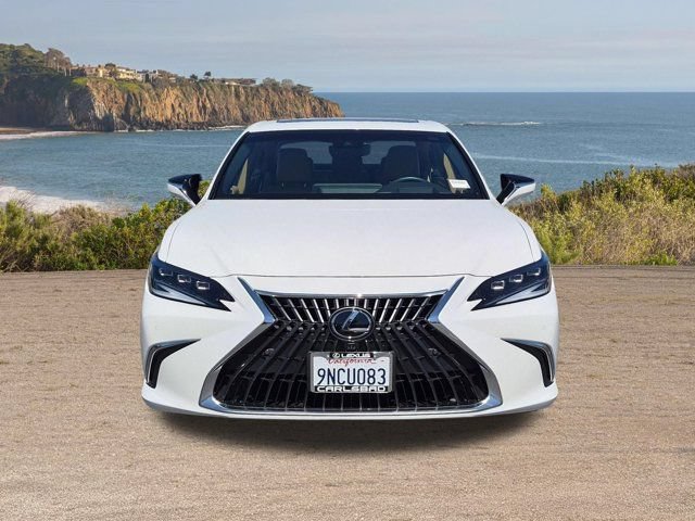 Used 2024 Lexus ES 300h w/ Accessory Package (Z1) FWD image 2