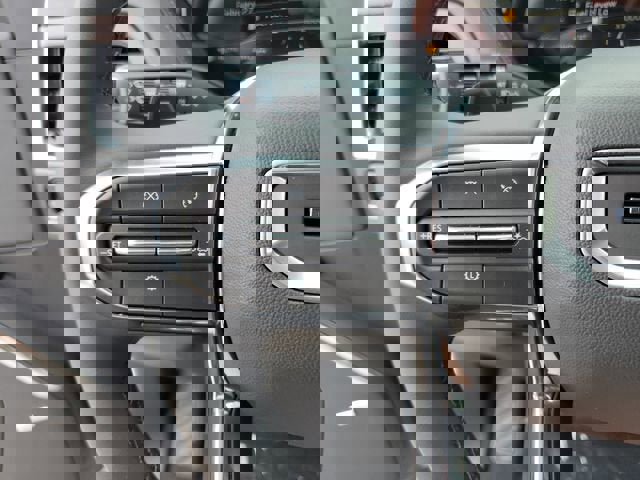 New 2026 GMC Yukon XL Denali w/ Sun & Power Step Package image 28