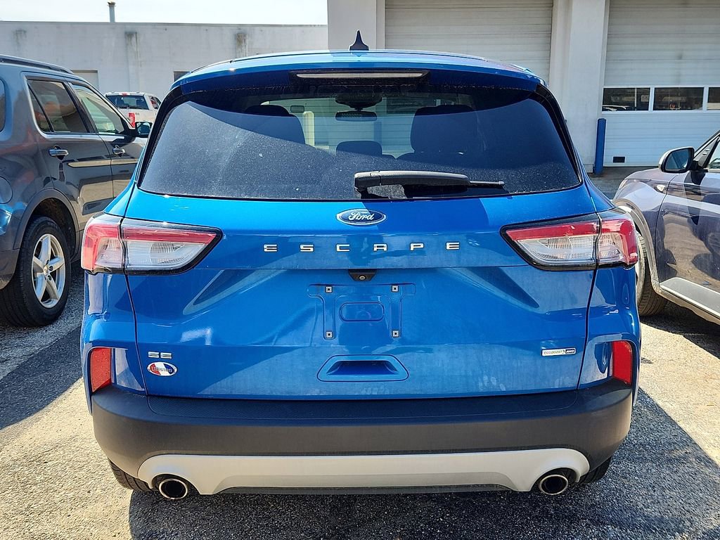 Used 2020 Ford Escape SE image 5