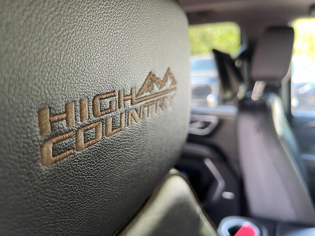 Used 2021 Chevrolet Tahoe High Country AWD/4WD image 23