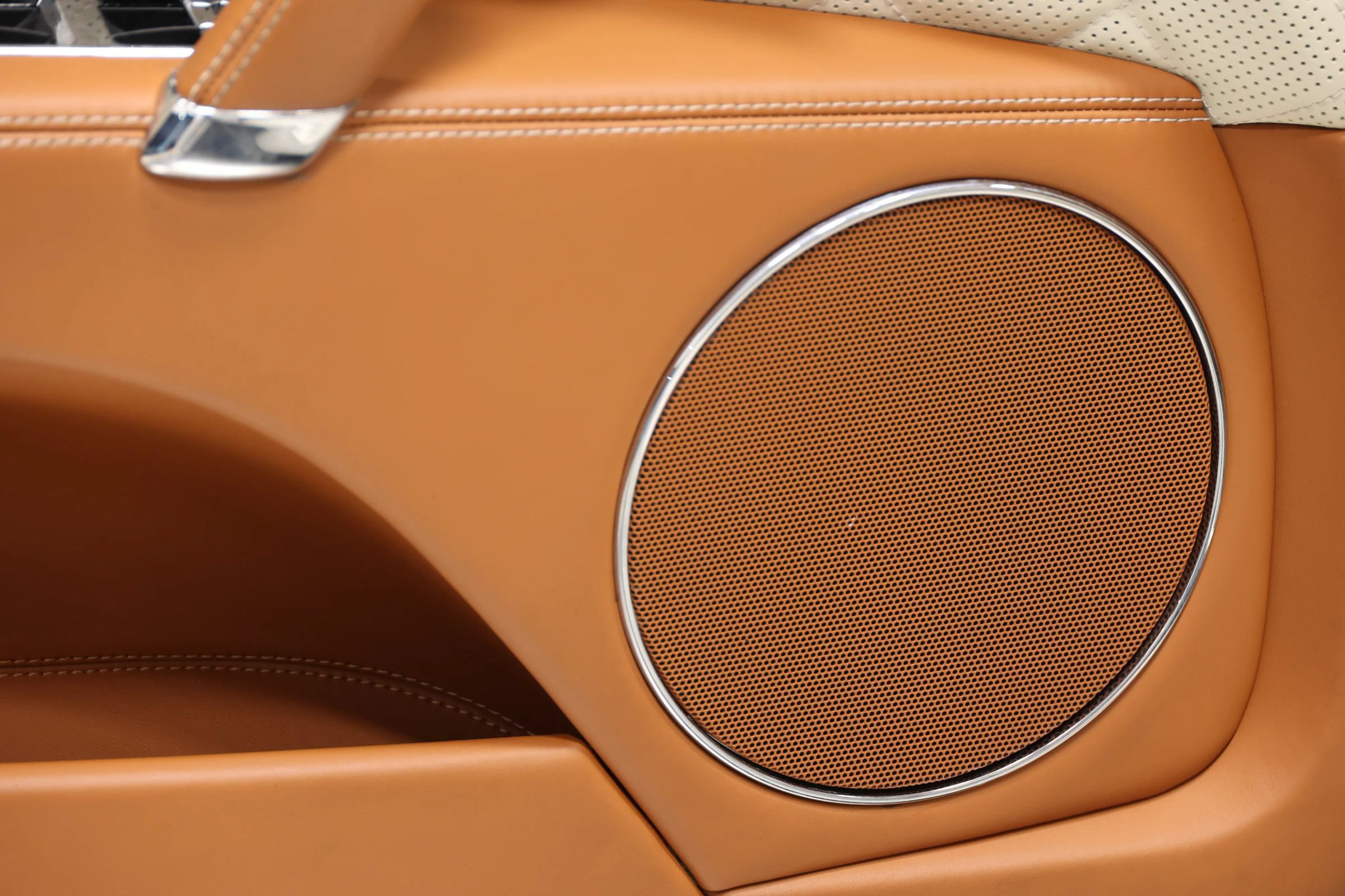 Used 2018 Bentley Flying Spur V8 AWD/4WD image 12