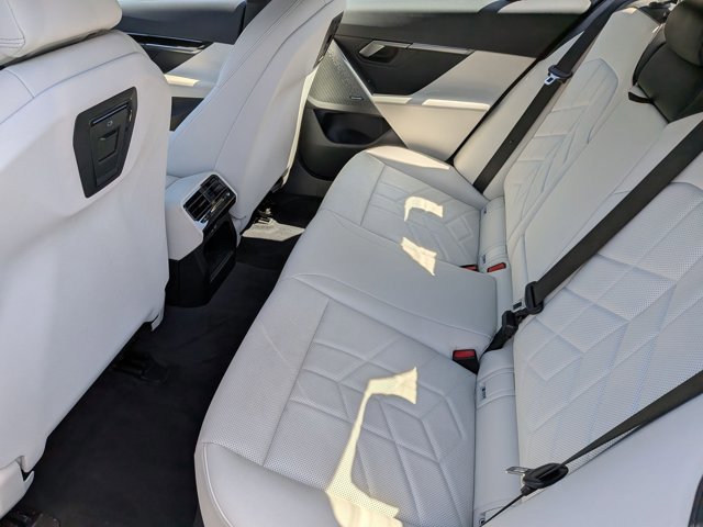 Certified 2024 BMW 530i w/ Premium Package RWD image 20