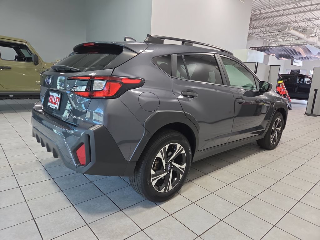 Used 2025 Subaru Crosstrek 2.5i Premium AWD/4WD image 11