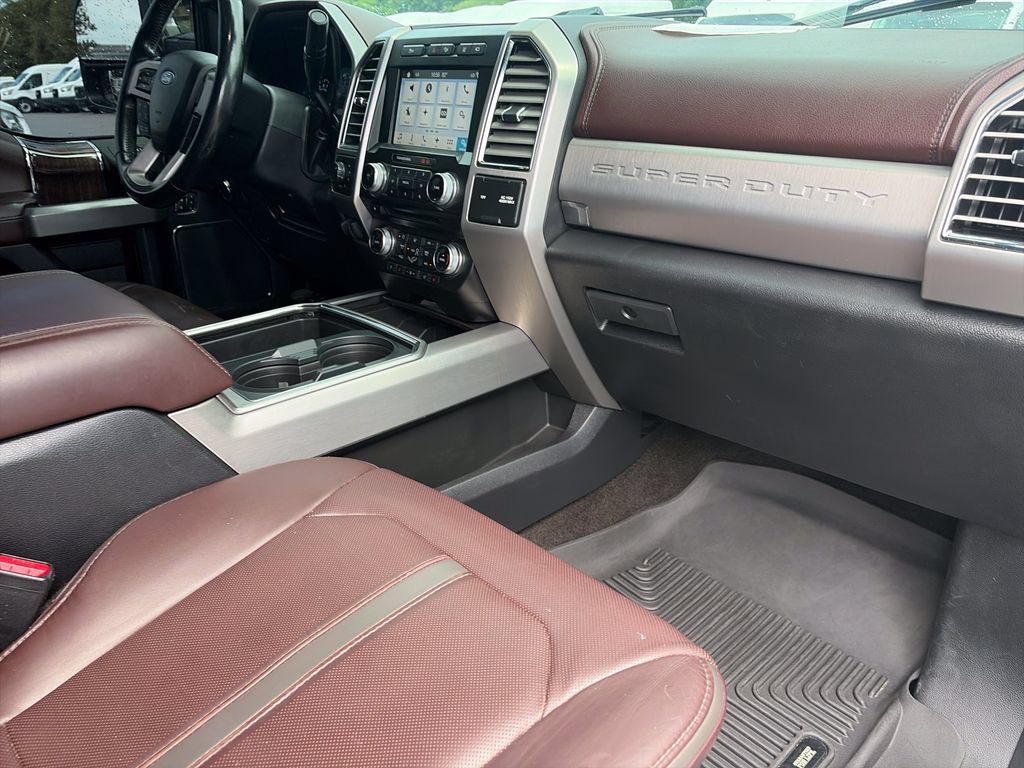 Used 2017 Ford F250 Platinum w/ Platinum Ultimate Package AWD/4WD image 33