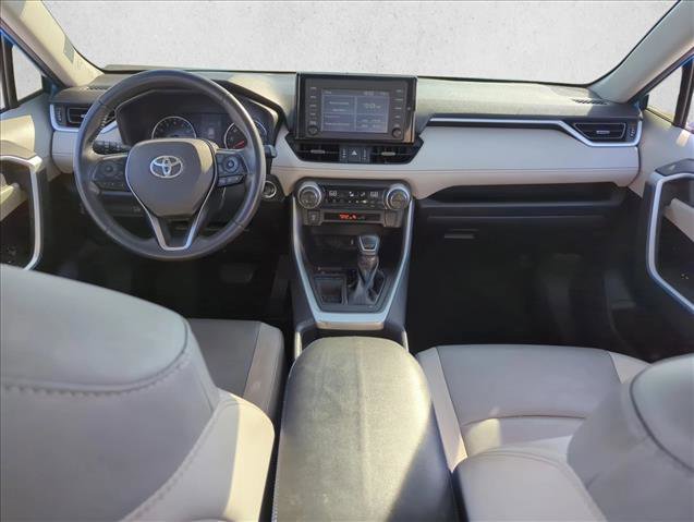 Used 2019 Toyota RAV4 XLE Premium image 22