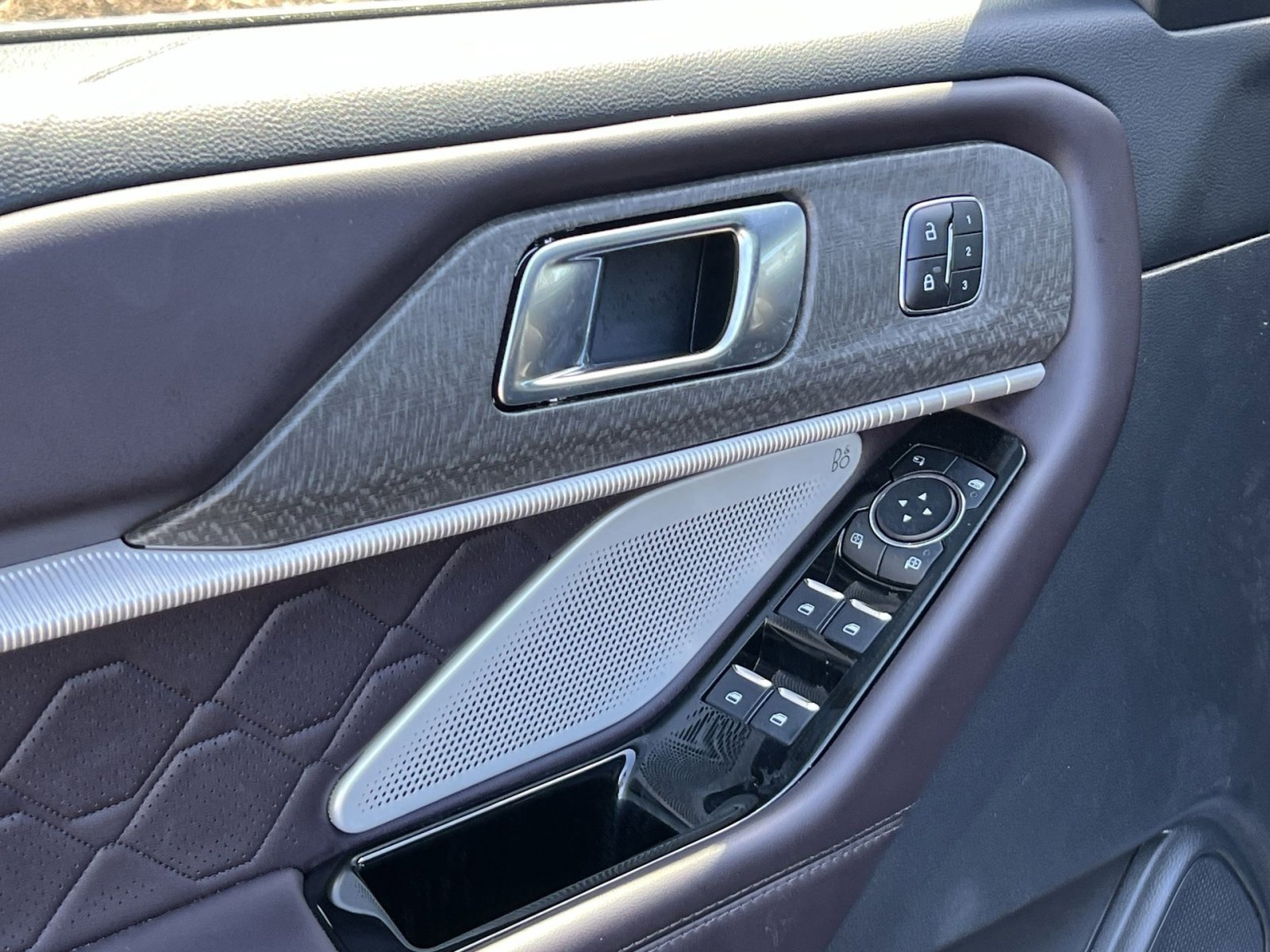 Used 2025 Ford Explorer Platinum w/ LUX Leather Package image 14