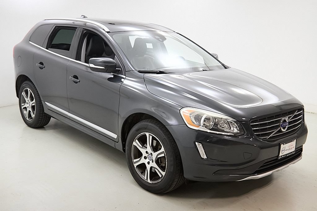 Used 2015 Volvo XC60 T6 w/ Proximity Package AWD/4WD image 4