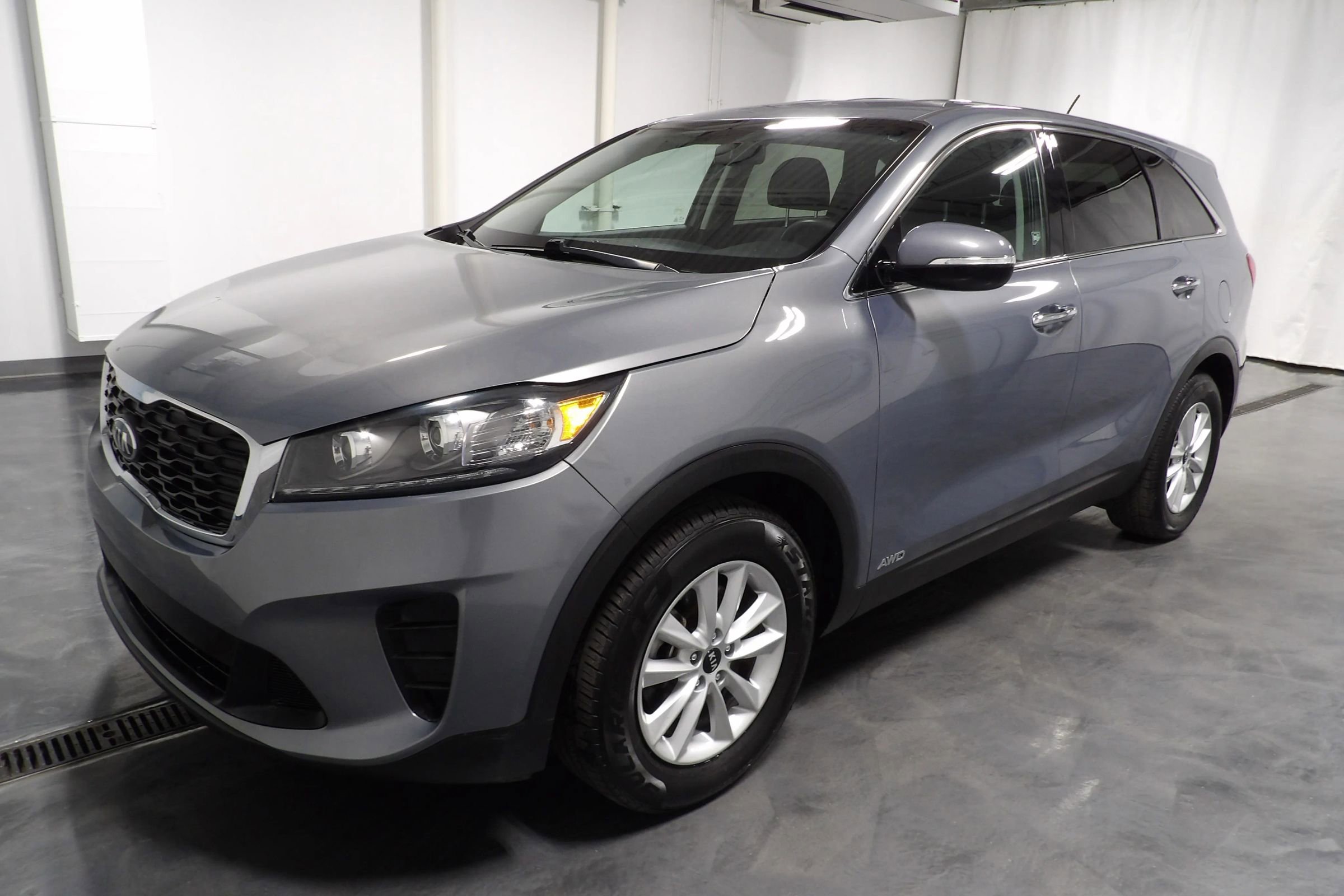 Used 2020 Kia Sorento AWD V6 image 4