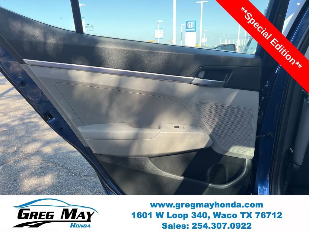 Used 2019 Hyundai Elantra SE image 15