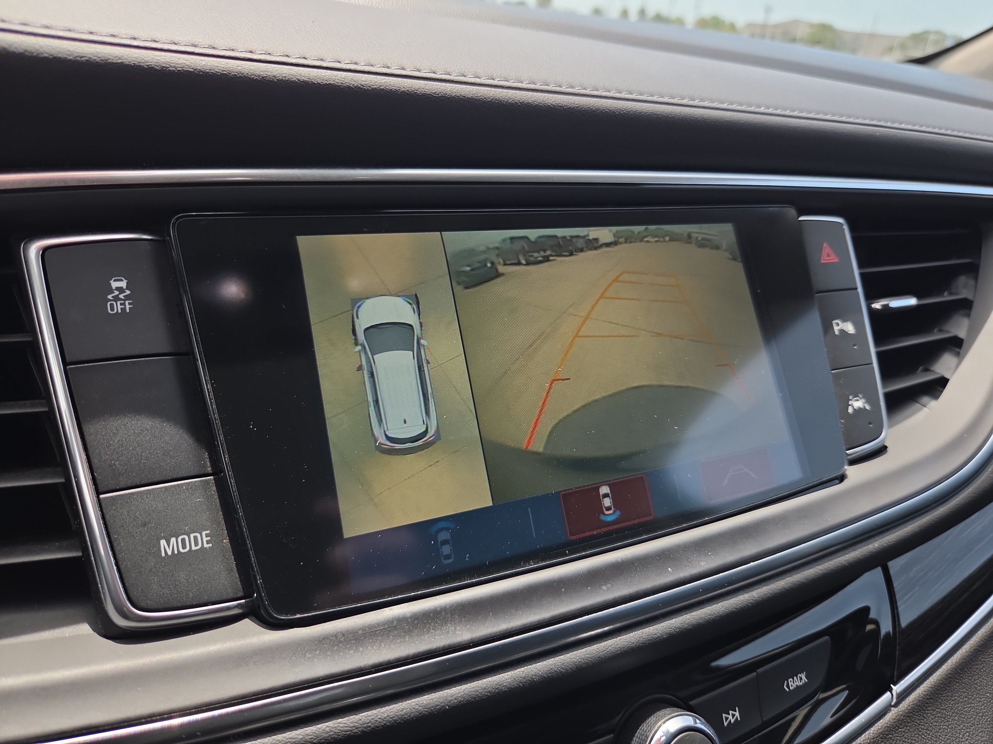 Used 2019 Buick Enclave Avenir w/ Avenir Technology Package FWD image 22