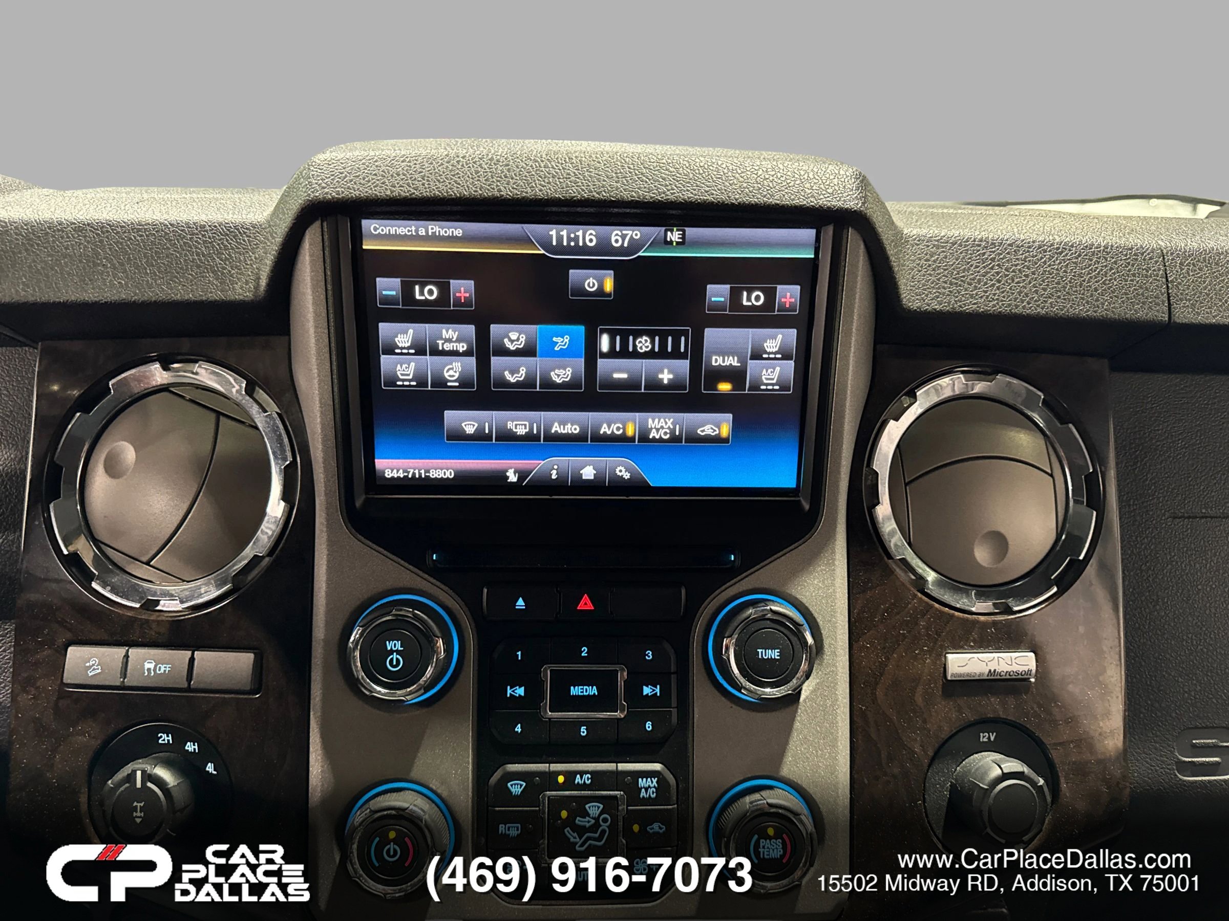 Used 2015 Ford F250 Platinum w/ FX4 Off-Road Package AWD/4WD image 29