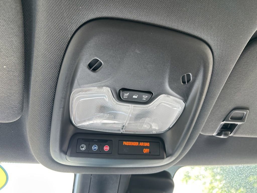 Used 2022 Chevrolet TrailBlazer RS FWD image 37