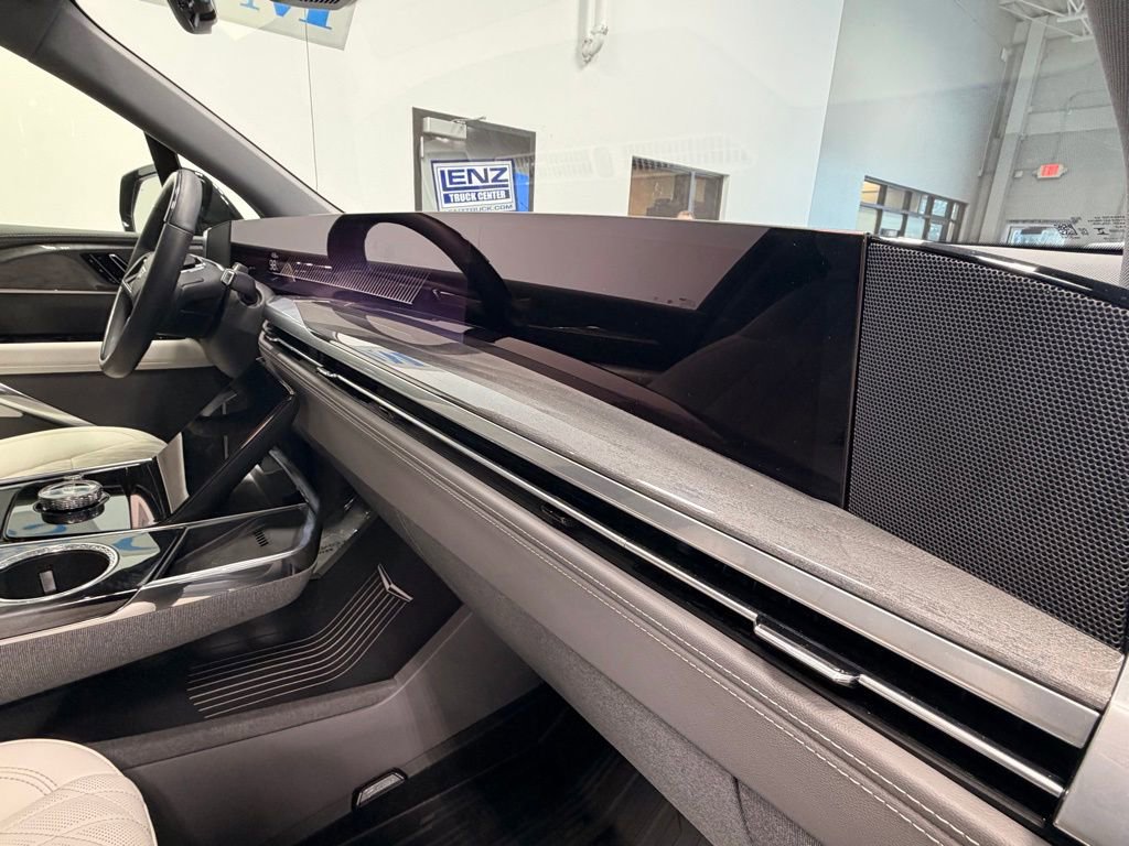 Used 2026 Cadillac Escalade IQL Sport 1 image 23