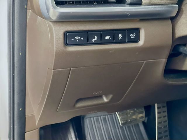 Used 2022 Kia Telluride SX w/ Towing Package FWD image 11