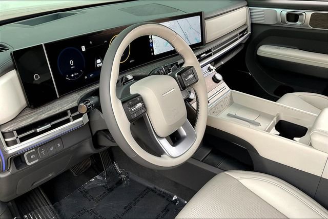 Used 2025 Hyundai Santa Fe Calligraphy image 13