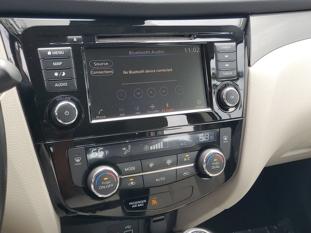 Certified 2020 Nissan Rogue Sport SL w/ Premium Package FWD image 22
