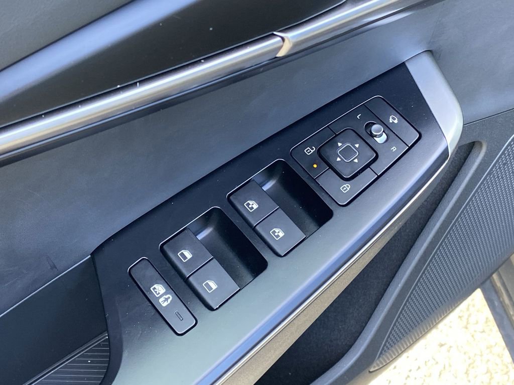 New 2025 Kia EV6 Light image 15