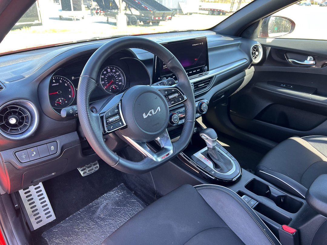 Used 2023 Kia Forte GT-Line w/ GT-Line Premium Package image 14