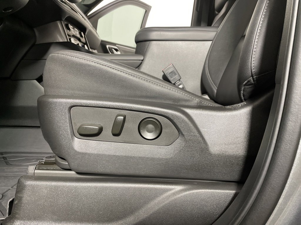 Used 2023 Chevrolet Tahoe Z71 w/ Z71 Off-Road Package image 11