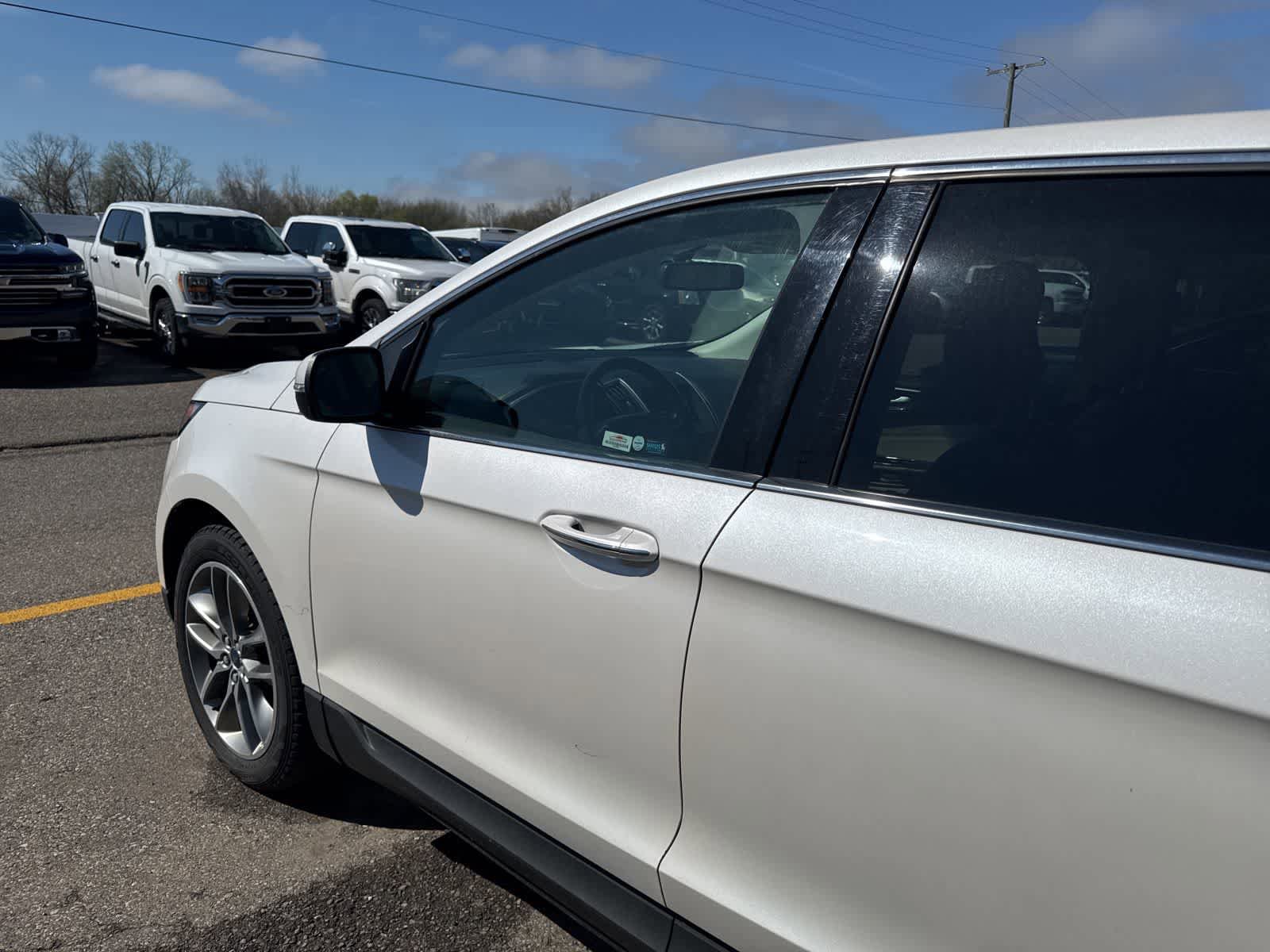 Used 2016 Ford Edge Titanium w/ Equipment Group 301A image 11