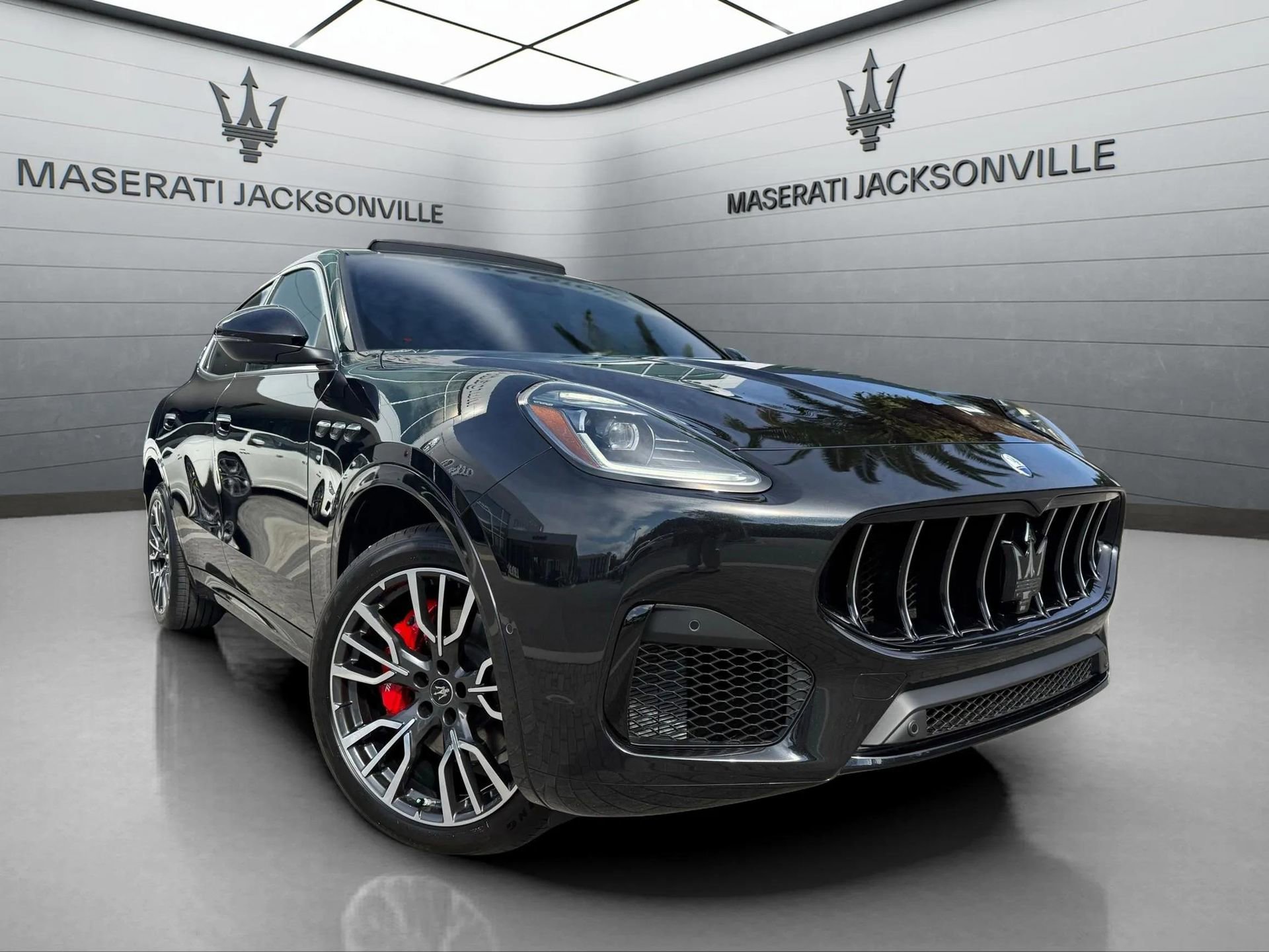 New 2025 Maserati Grecale GT video 1