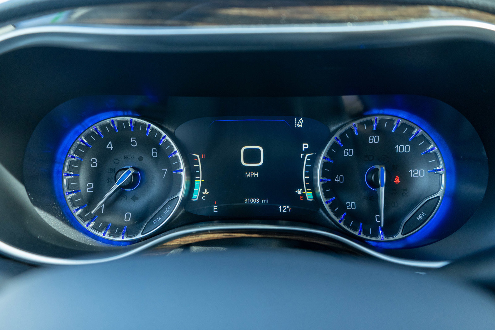 Used 2024 Chrysler Pacifica Limited image 12