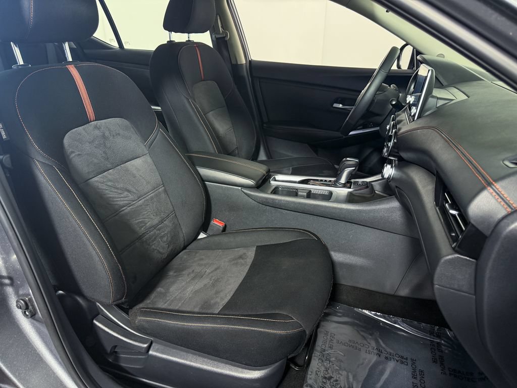 Certified 2023 Nissan Sentra SR w/ Midnight Edition Package FWD image 16