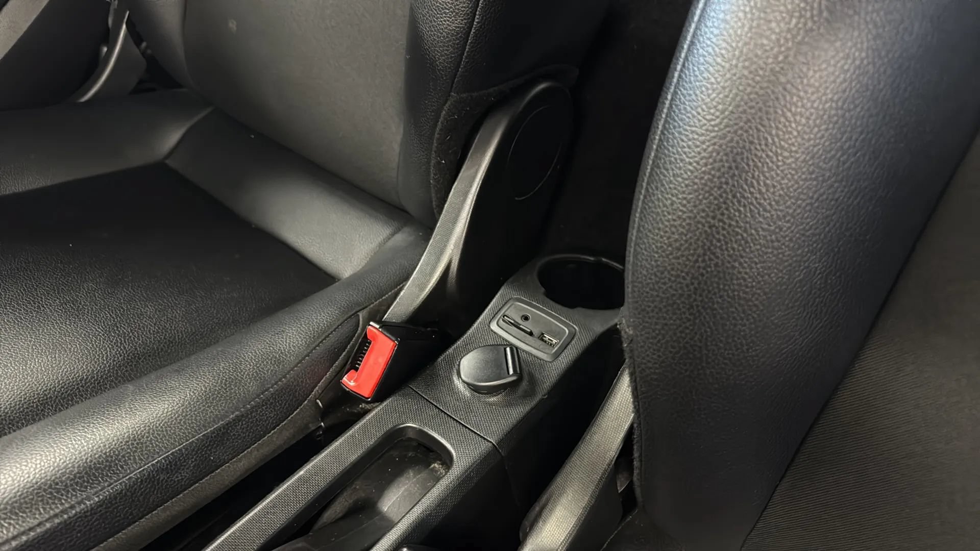 Used 2017 smart fortwo pure RWD image 23