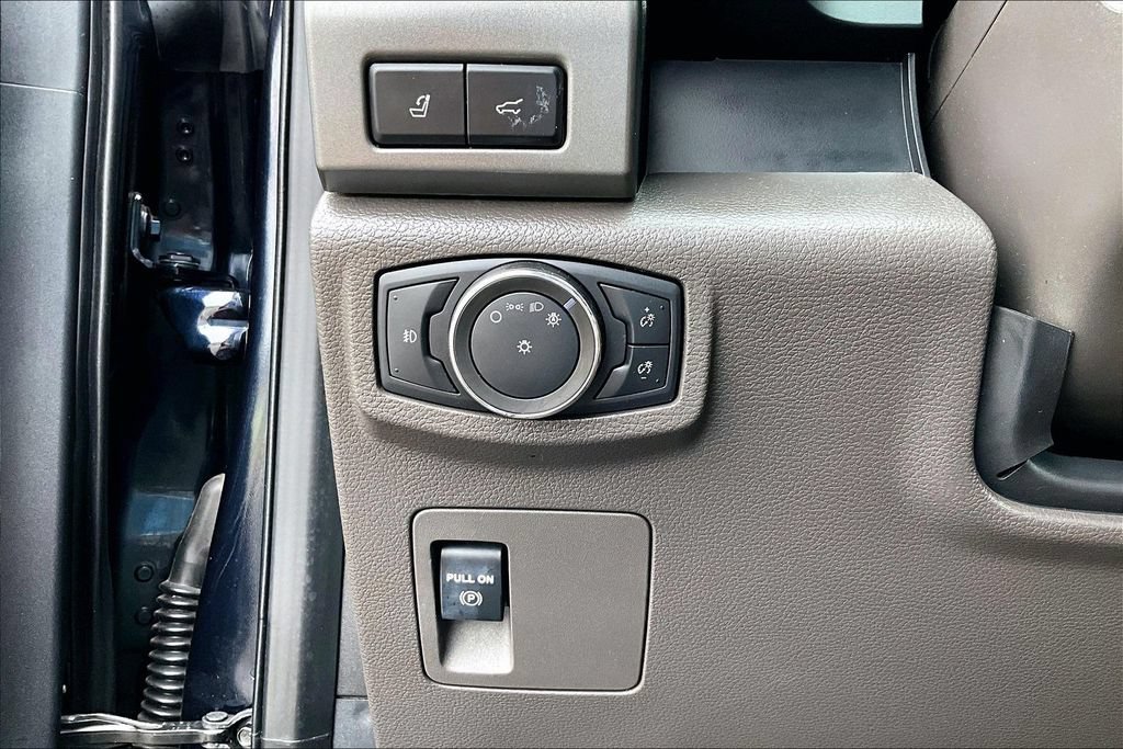 Used 2021 Ford Expedition XLT AWD/4WD image 33