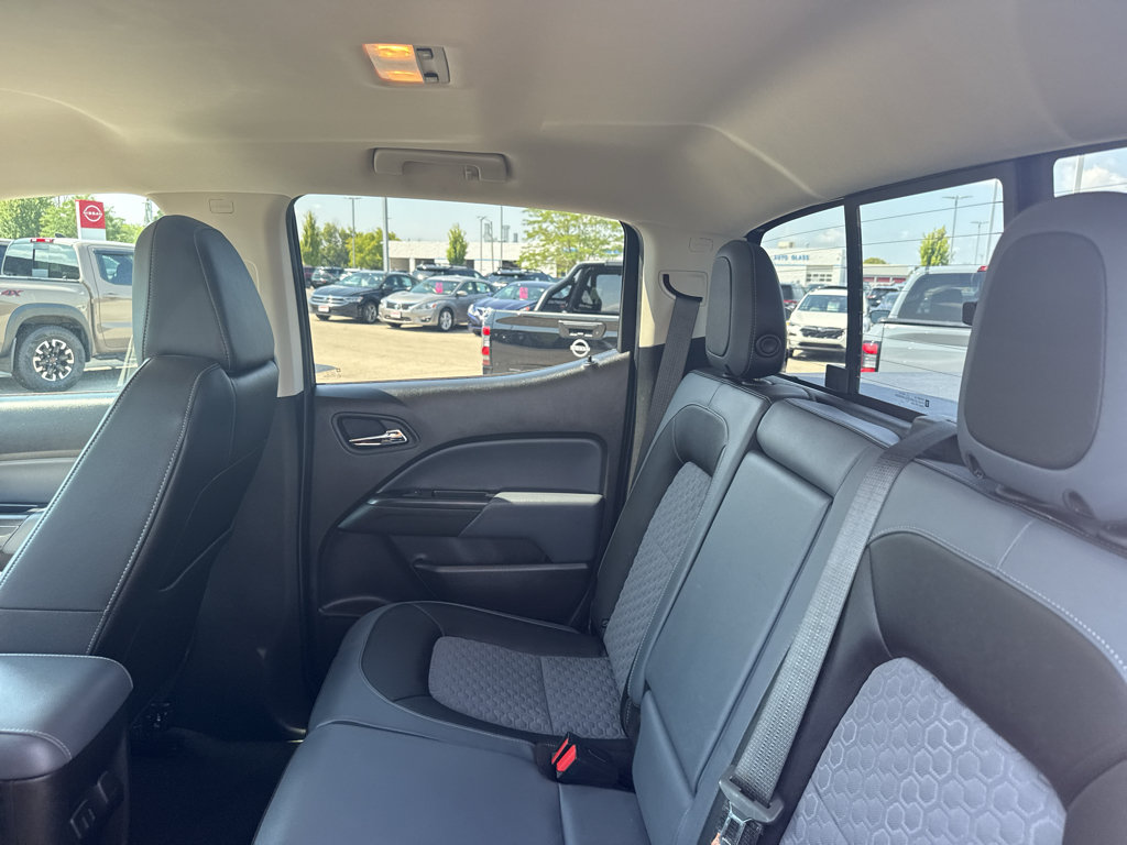Used 2018 Chevrolet Colorado Z71 AWD/4WD image 33