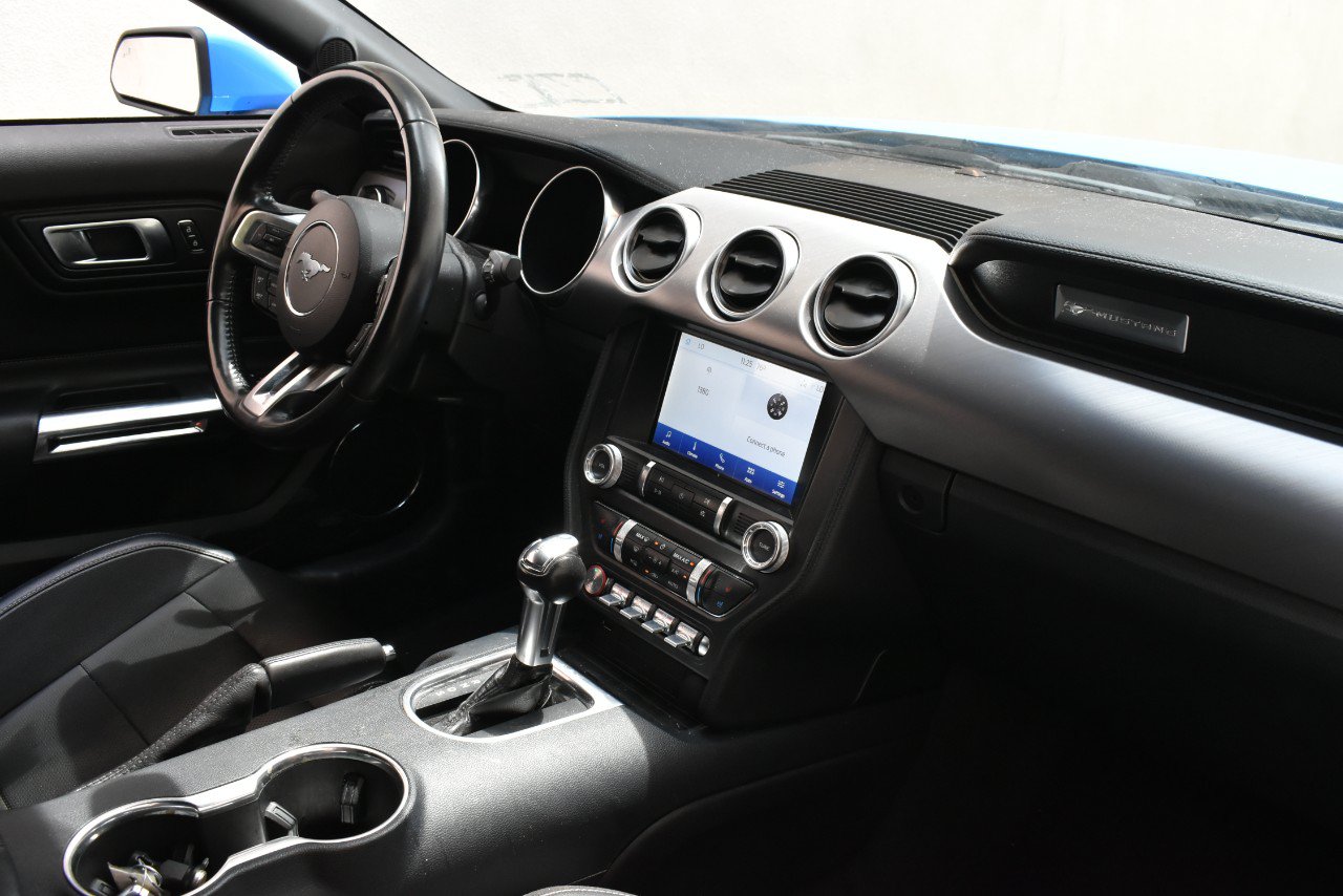Used 2022 Ford Mustang Premium RWD image 18