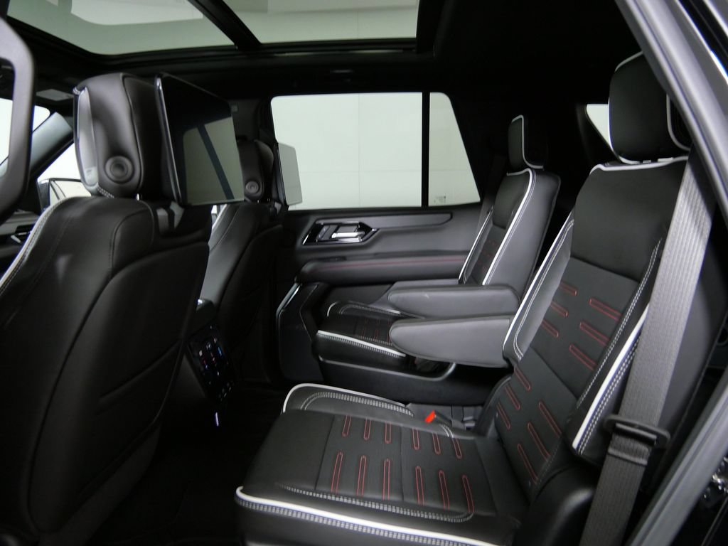 Used 2026 GMC Yukon AT4 Ultimate AWD/4WD image 19