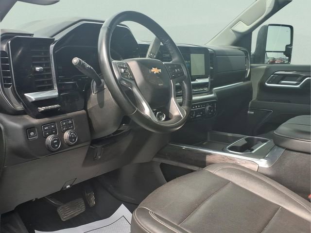 Used 2024 Chevrolet Silverado 3500 LTZ w/ LTZ Premium Package AWD/4WD image 8