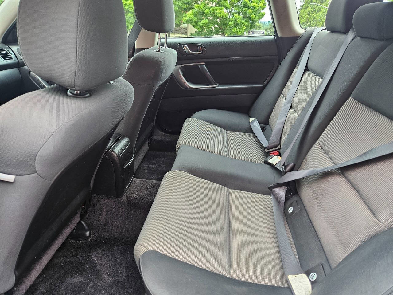 Used 2005 Subaru Legacy 2.5i AWD/4WD image 10