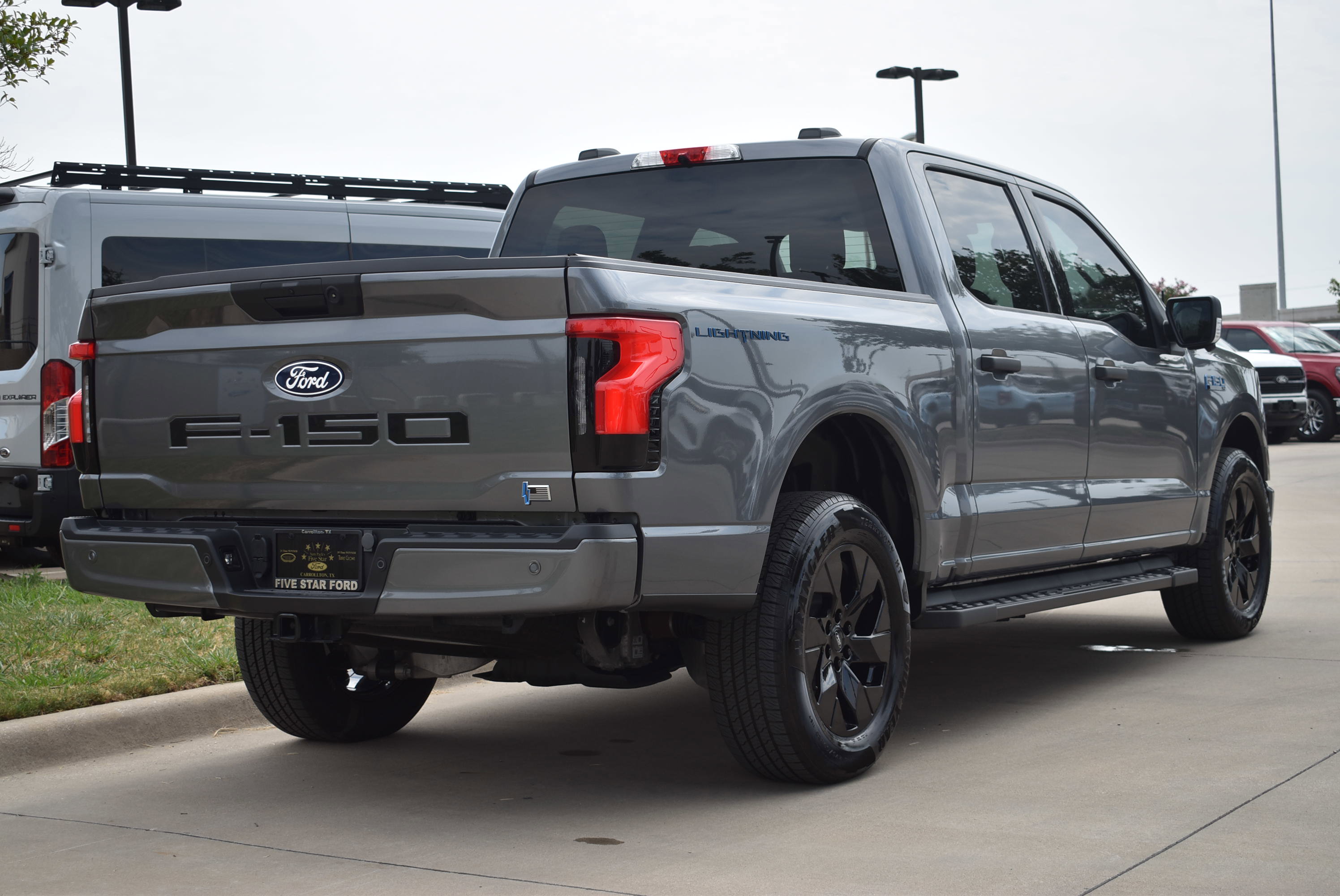 New 2024 Ford F150 Lightning XLT w/ Max Trailer Tow Package AWD/4WD image 5