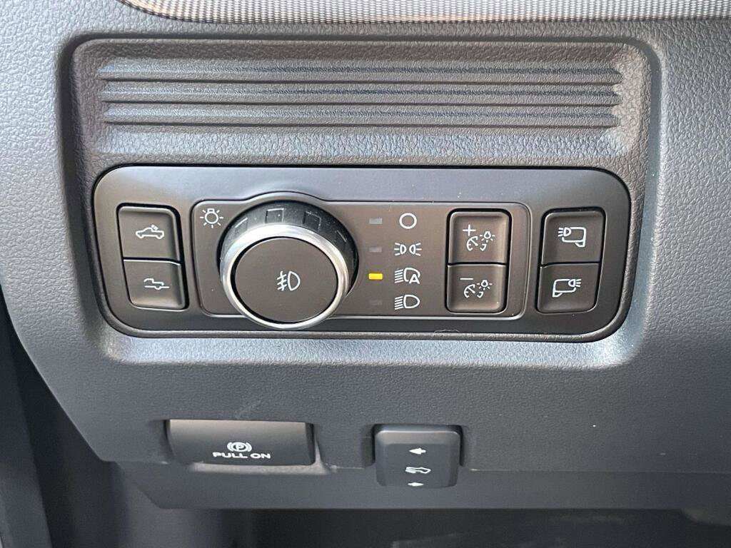 New 2026 Ford F350 Platinum AWD/4WD image 32