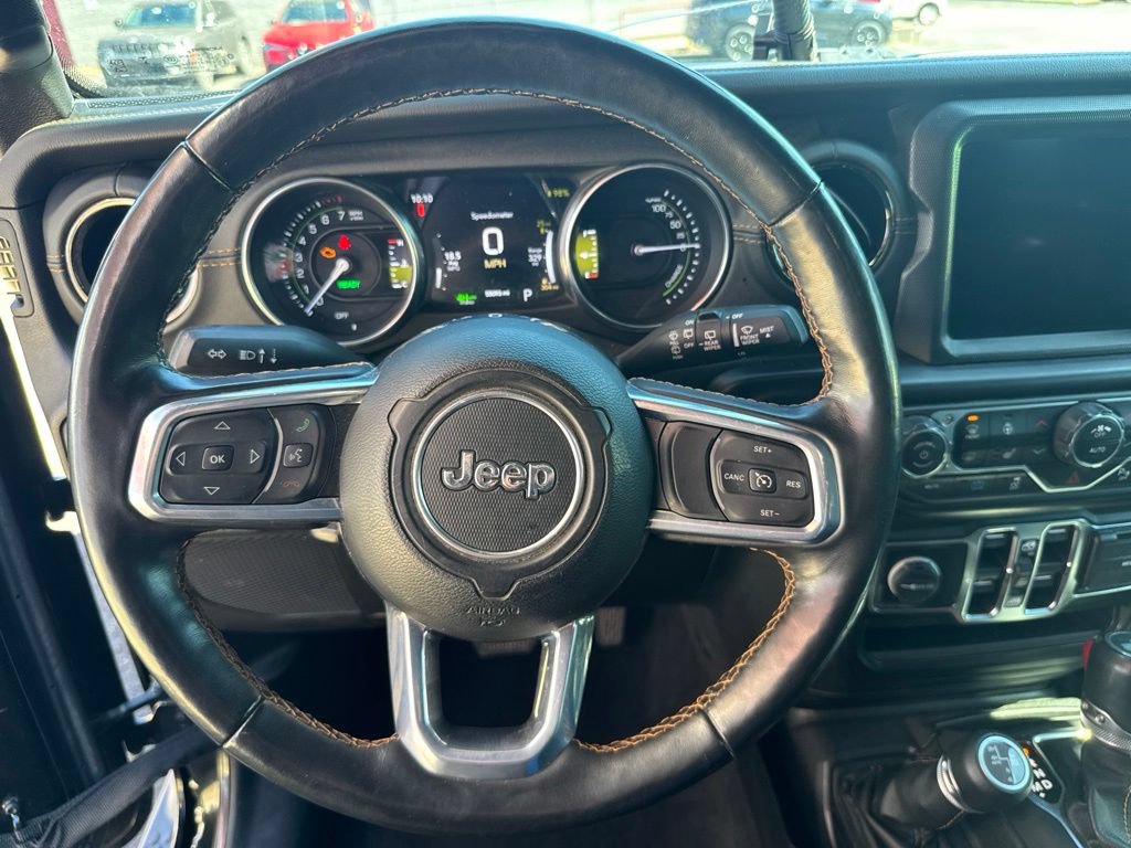 Used 2021 Jeep Wrangler Unlimited Sahara AWD/4WD image 36