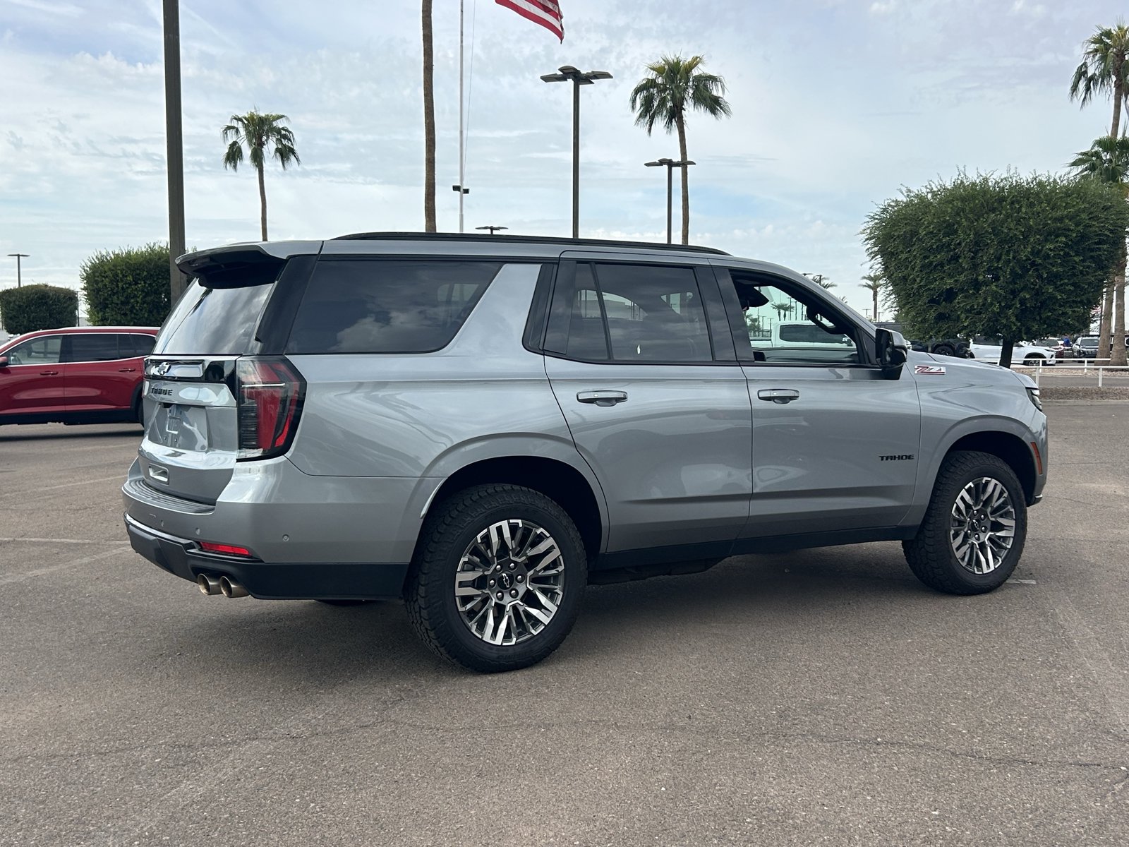 Used 2025 Chevrolet Tahoe Z71 AWD/4WD image 5