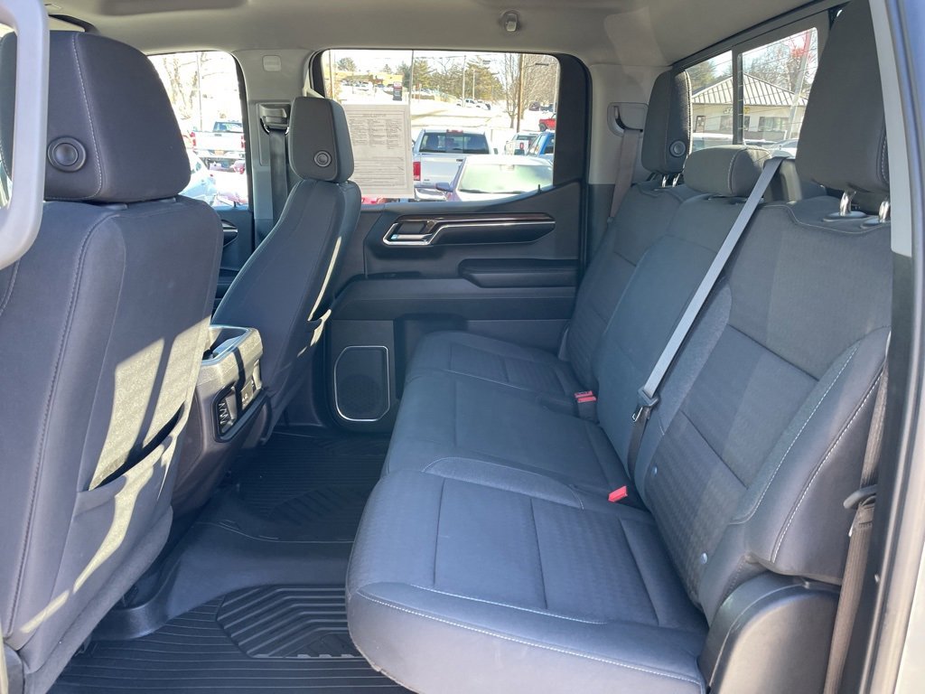 Used 2023 Chevrolet Silverado 1500 LT Trail Boss w/ Convenience Package II image 15