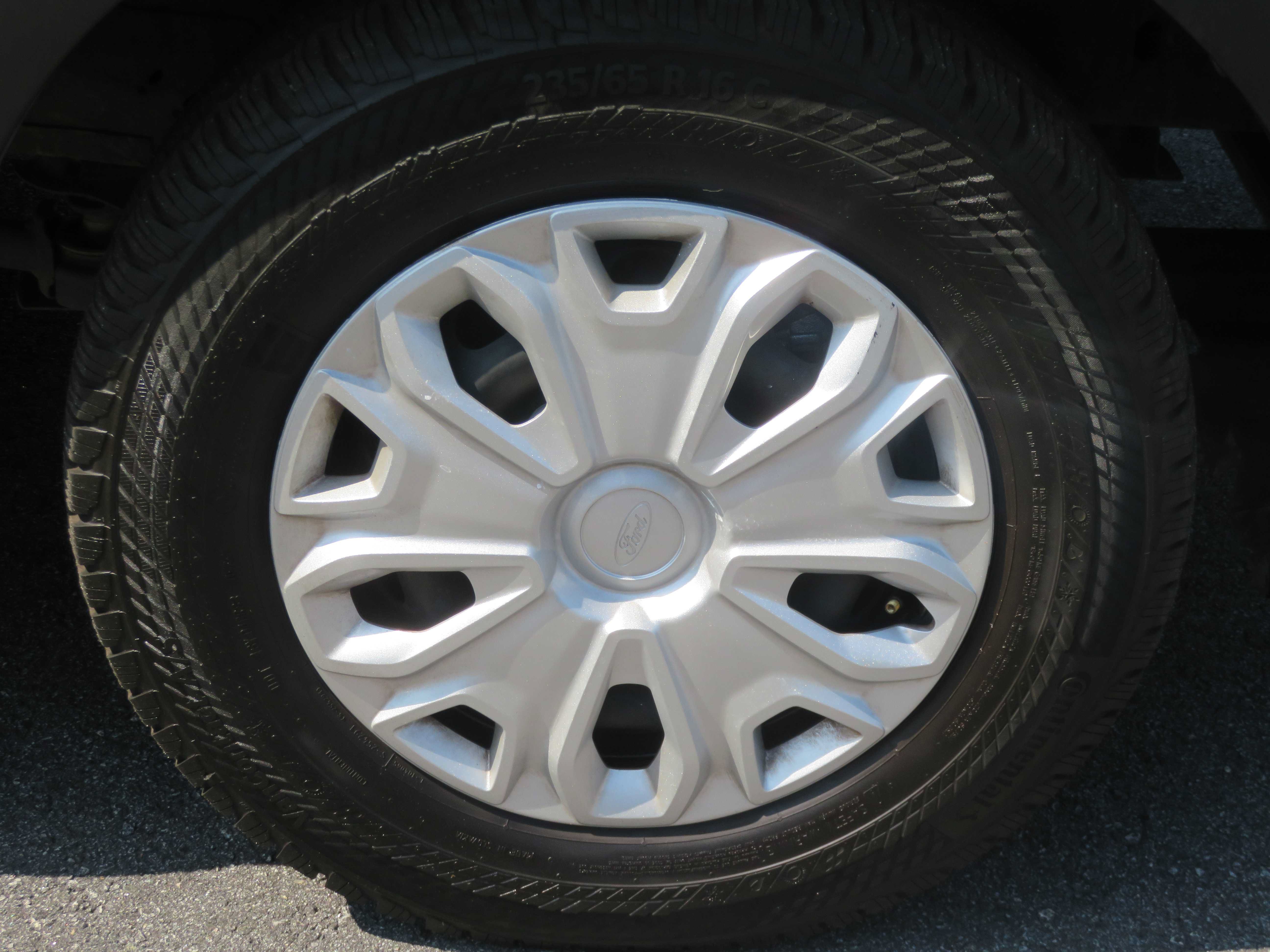 Used 2025 Ford Transit 350 XLT RWD image 10