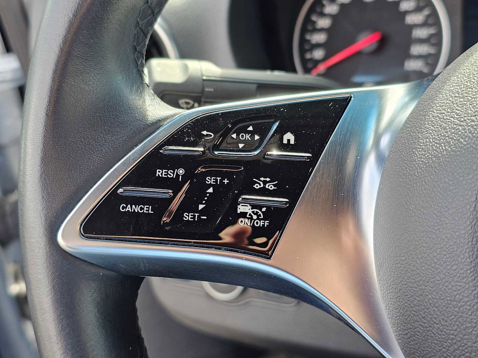 Used 2025 Mercedes-Benz Sprinter 2500 image 27