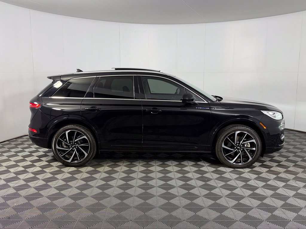Used 2024 Lincoln Corsair Grand Touring AWD/4WD image 4