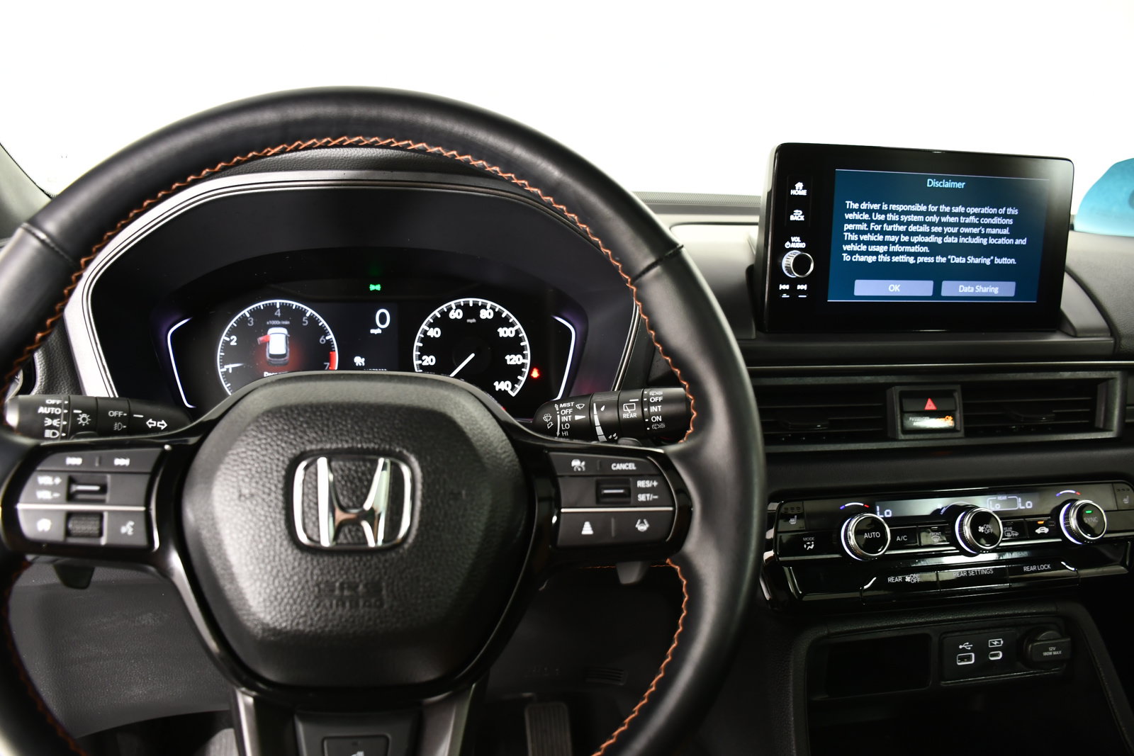 Used 2025 Honda Pilot TrailSport image 17