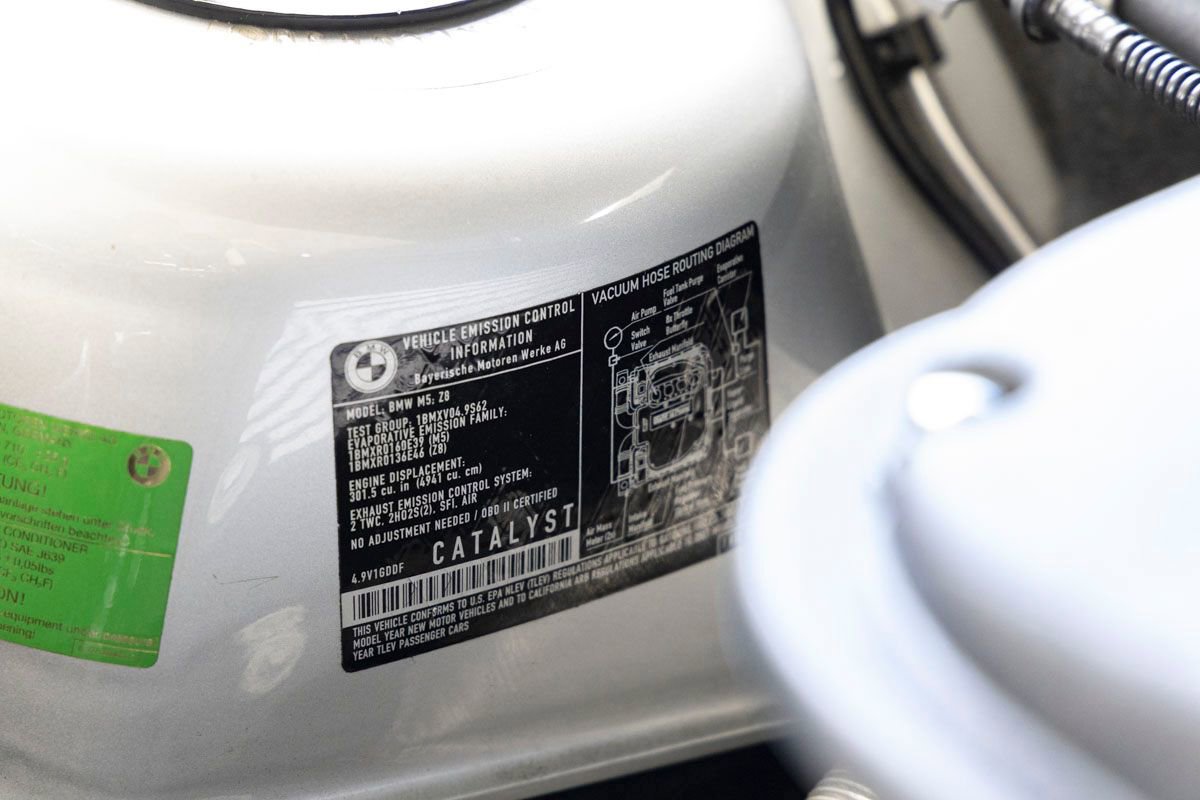 Used 2001 BMW Z8 RWD image 51