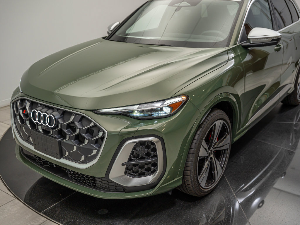 New 2026 Audi SQ5 Prestige AWD/4WD image 13