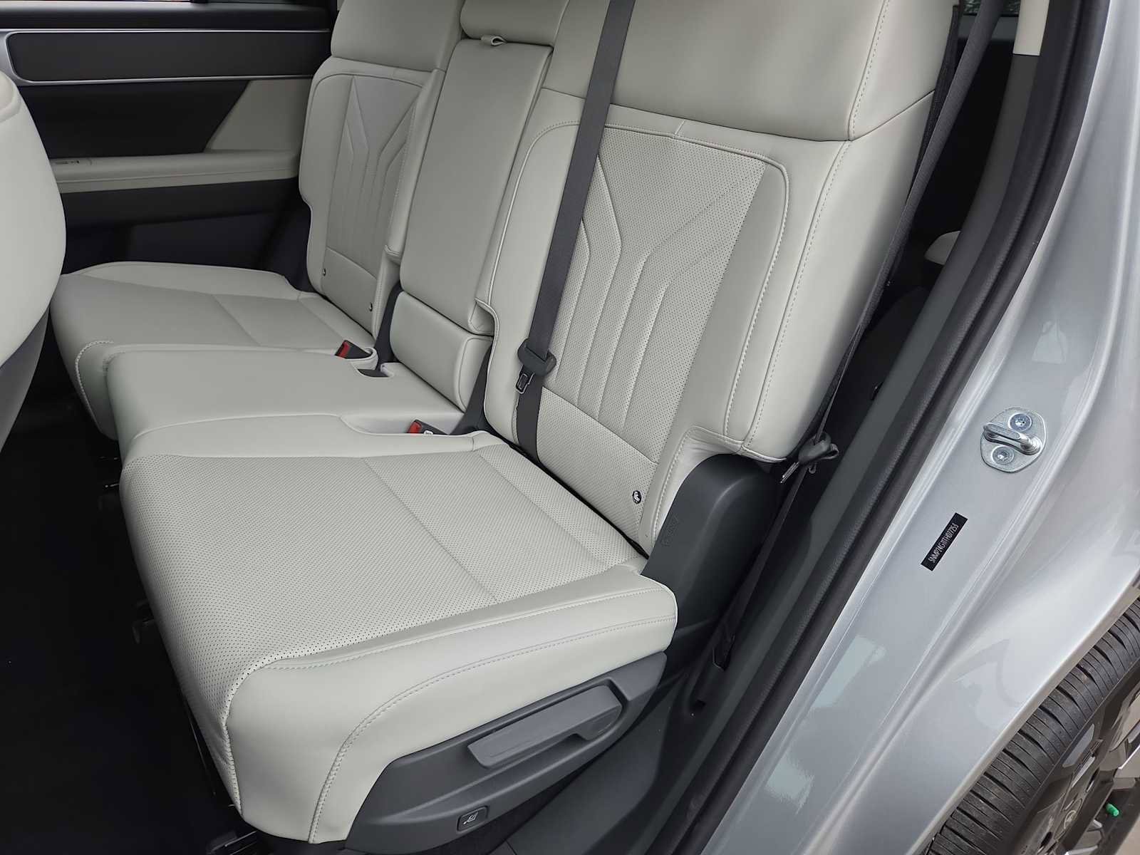 New 2026 Hyundai Santa Fe SEL FWD image 19